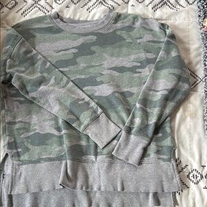 Green Camouflage Sweatshirt
